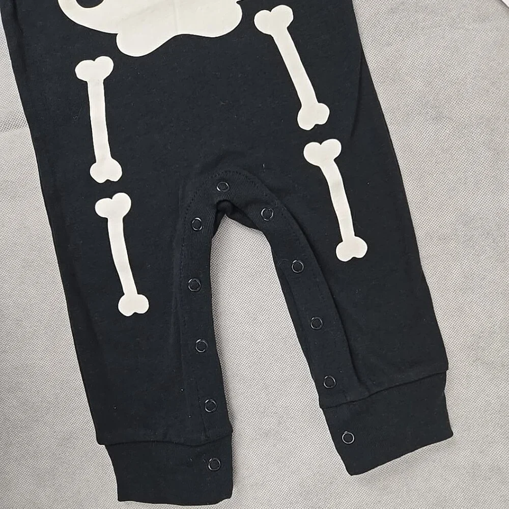 Carters Baby 24 mo Halloween Black Long Sleeve 1 piece Skelton Bones Pumpkin NWT